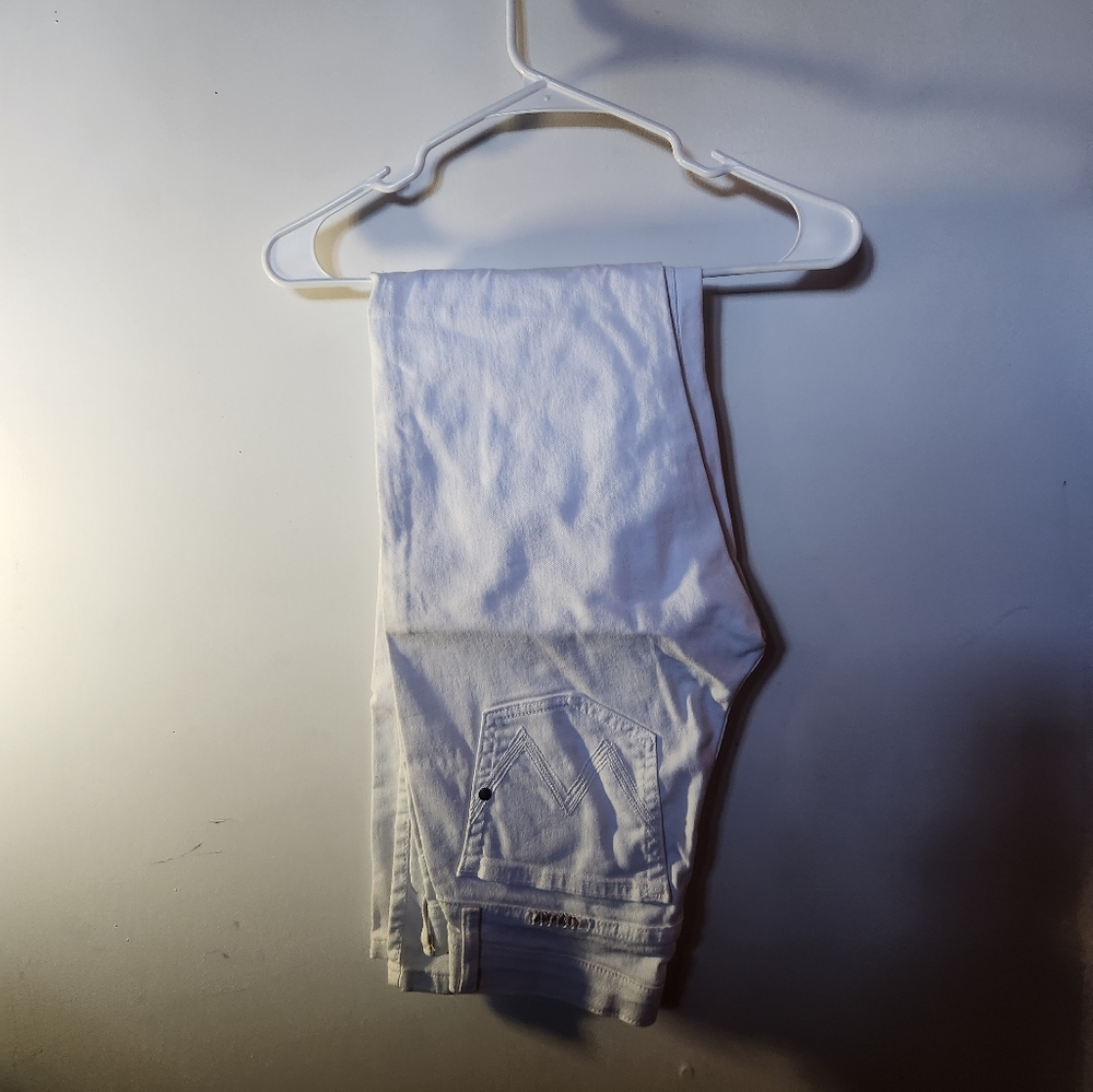 White q baby wranglers